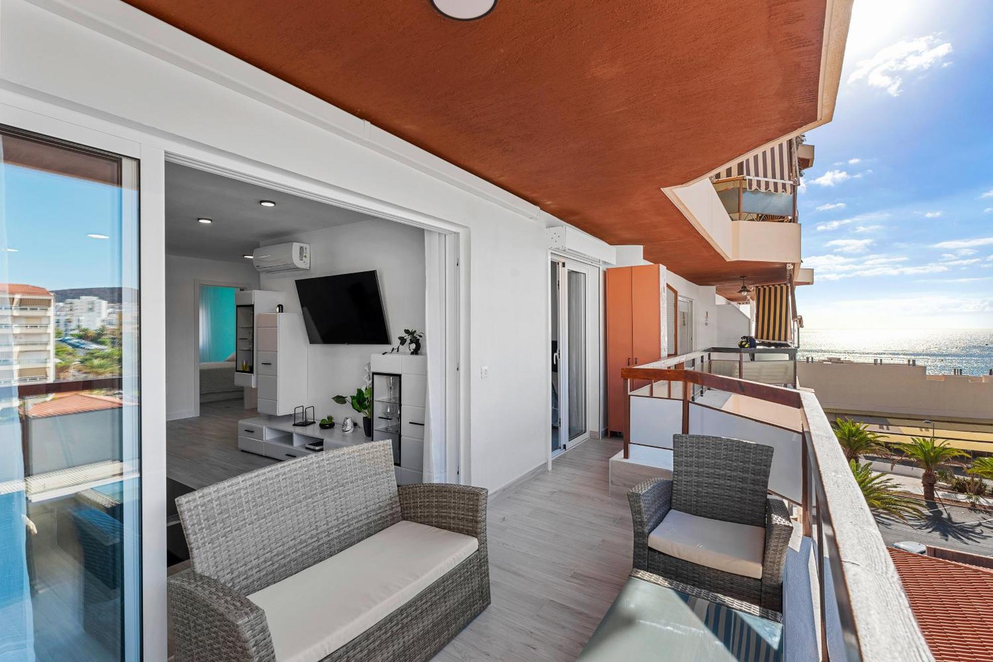 Sasha Suite Tenerife Лос Кристианос Екстериор снимка
